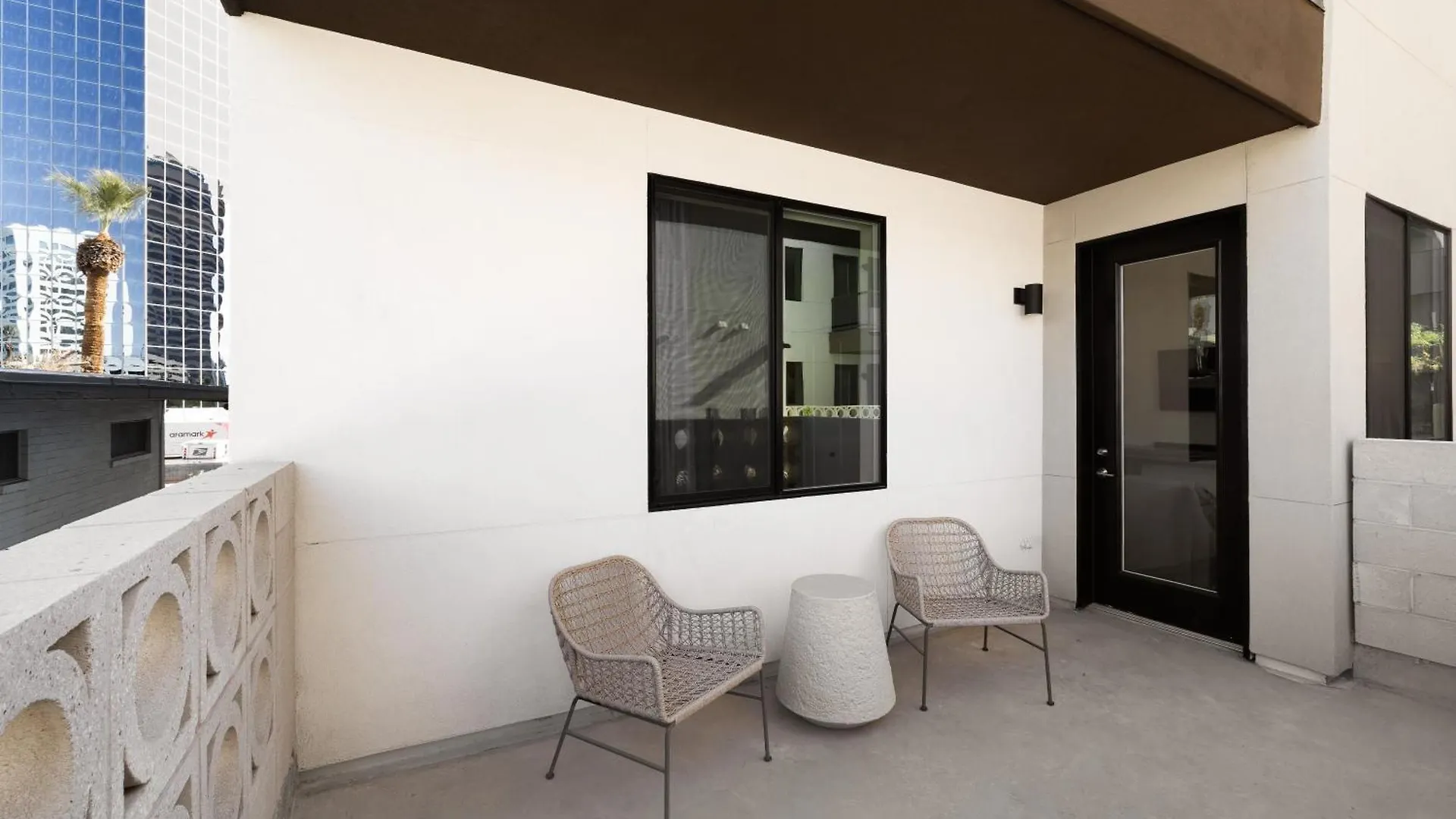 פיניקס Sentral Alloy Midtown